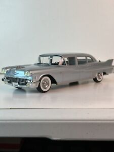 1:18 Scale BOS Best Of Show 1958 Cadillac Fleetwood 75 Limousine With Box #1