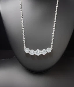 Collar de oro blanco de 18 quilates en diamantes de 0,75 quilates colgante de flor de margarita cadena de 18 pulgadas - Imagen 1 de 6