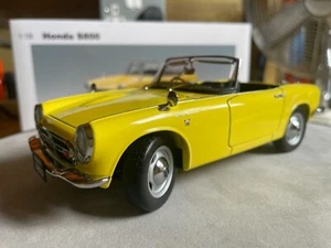 HONDA S800 en amarillo - AUTOart Millennium 1:18 - Imagen 1 de 24