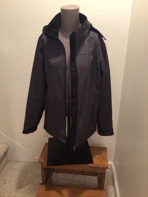 Abrigo de invierno Free Country para mujer forrado con capucha talla mediana emisión con cremallera Foto 1 de 4