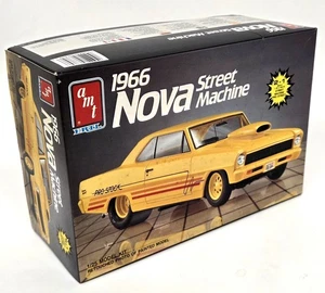 AMT 1/25 - Chevrolet Nova 1966 Street Machine Plastic Model Car Kit - Picture 1 of 9