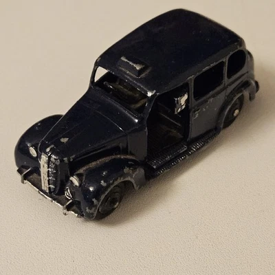 DINKY TOYS 40.H AUSTIN TAXI DIECAST MODEL 1951 -53 ENGLAND WHEELS REPAINTED 🇬🇧 - Image 1 of 4