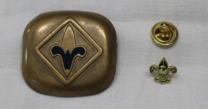 (Set of 2) BOY CUB SCOUT WEBELOS NECKERCHIEF SLIDE & PARENT PIN - BSA (X24) - Picture 1 of 2