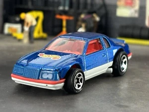 Vintage Old Hot Wheels 1983 Thunder Burner Toy Diecast Car Red White and Blue - Foto 1 di 10