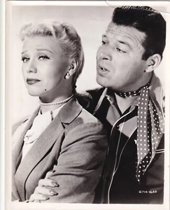Original Pressefoto Film Ginger Rogers & Jack Carson Der Bräutigam trug Sporen 1951 - Bild 1 von 2