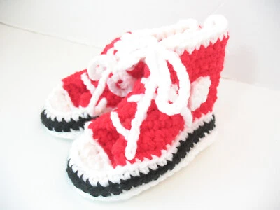 Handmade Crocheted Infant Baby 5"  RED Sneakers converse Shoe Booties Vintage - Image 1 of 4
