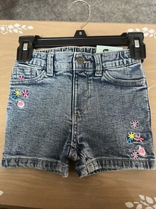New Okie Dokie Girls Denim Shorts Size 2 T Floral Zip Button Stretchy Band - Picture 1 of 6