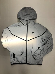 Nike Tech Woven Flash Jacket Reflect Silver Black FZ7585-035 Size Medium - Picture 1 of 5