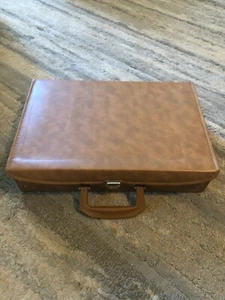 Schöne 24 Kassetten Band Halter Tragetasche Aufbewahrung Aktentasche Vintage Kunstleder - Bild 1 von 7