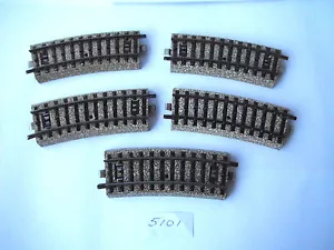 Marklin 5101 HO M Track 1/2 Curve (Set of 5 Tracks) - Foto 1 di 3