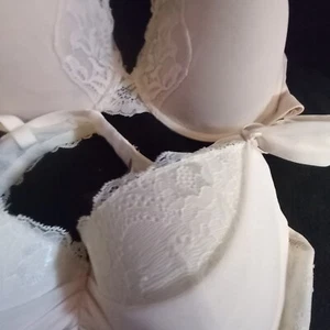 2 Soft Padded Bras 38D Adore Me And Bali Very Tan And Soft Pink Lite Wear - Picture 1 of 13