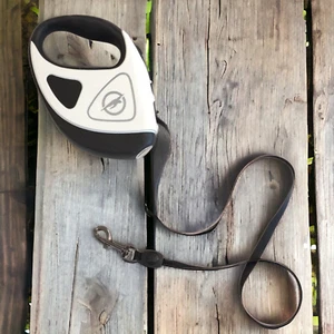 Hundeleine mit Aufrollfunktion und Led - Bild 1 von 17