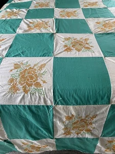 Vintage Green And White  Quilt Blanket Cross Stitched Quilt Antique Quilt - Picture 1 of 12