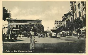 Egitto Cairo Boulevard Fuad I tram automobili poliziotto vecchia cartolina - Foto 1 di 2