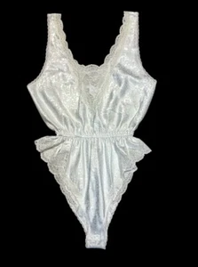 Sara Beth 1 Stück Teddy Dessous Gr. SM weiß glänzend Satin Blumen Spitze Vintage - Bild 1 von 17