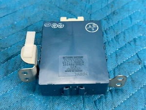 Lexus LS430 Network Gateway Computer Module 89111-50020 2001 2002 2003 OEM - Picture 1 of 9