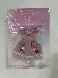 Miyuki Odani Memories of the Seedless Outfit Usato Licca Ciliegio Bambola Vestiti - Foto 1 di 3