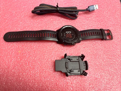 Smartwatch GPS Garmin Fenix 3 OEM Multisport, Fitness Tracker ** con caricatore ** - Immagine 1 di 4
