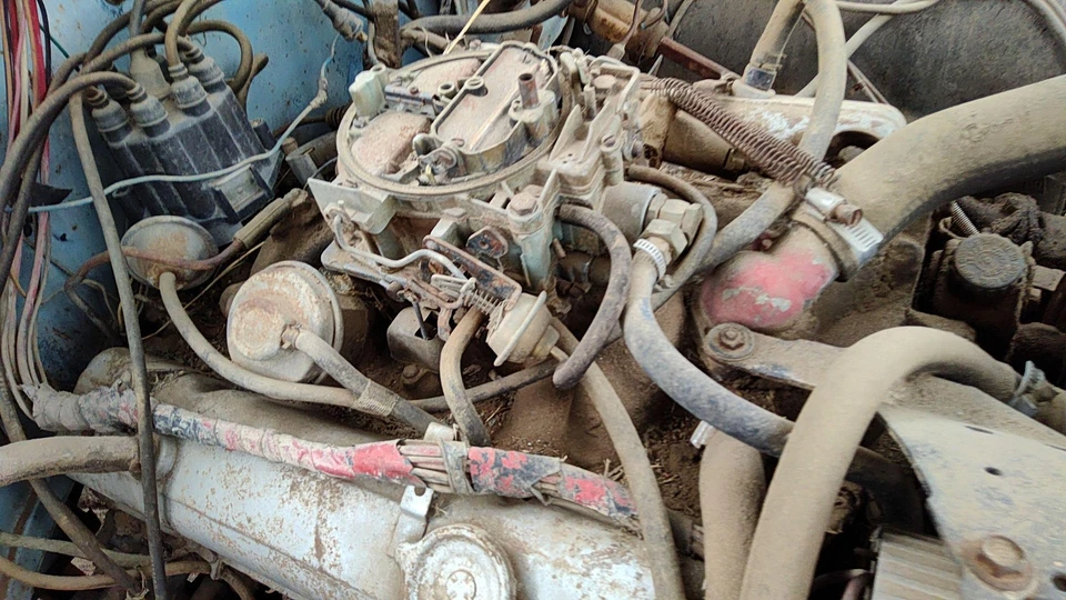 Colector de admisión Chevy C10 1971-1978 OEM 5,7 L 00343765 Foto 1 de 4