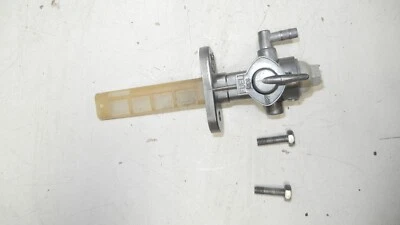 1980 SUZUKI TS185 TS 185 SIERRA FUEL PETCOCK GAS SHUT OFF VALVE Foto 1 de 4