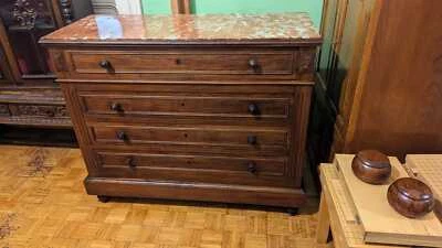 Grande Commode ancienne Louis Philippe en Noyer, 4 tiroirs avec joli marbre rose - Photo 1/4