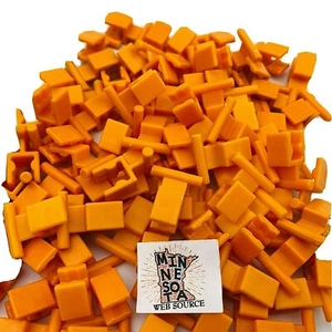 25 Knex Orange Clip Splice End Track Connectors - K'nex Rare Coaster Parts - Picture 1 of 5