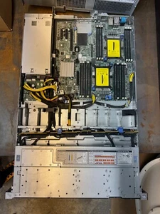 👉 DELL PowerEdge R440 SERVER ! NO CPU / NOT TESTED - ⚙️ Missing parts - Foto 1 di 9