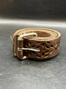 Aeropostale Women Med Genuine Leather Belt Brown Silver Buckle Laser Cut Floral - Picture 1 of 7