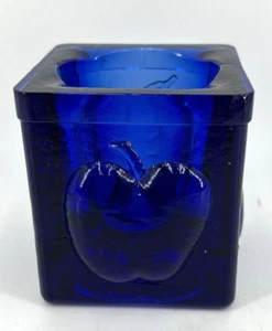 Portacandele votivo blu cobalto vintage vetro pressato rilievo frutta quadrato 3" - Foto 1 di 6