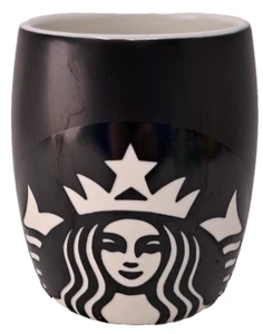 2011 STARBUCKS Tazza Caffè Tazza Caffè Barile Nero Opaco Bianco Inciso Logo Sirena - Foto 1 di 9