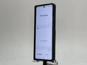 Samsung Galaxy Z Fold3 5G 256GB Phantom Black T-Mobile Unlocked W039417 - Picture 1 of 5