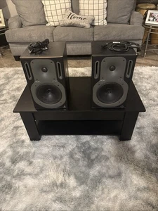 2x Behringer B2031A Truth Aktiv Studiomonitore / Aktive Studiolautsprecher - Bild 1 von 23