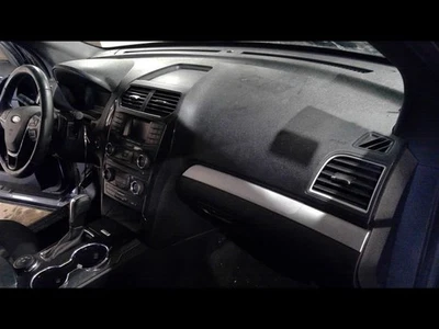 Panel de tablero Ford Explorer 2016-2019 OEM FB5Z-7804320-DA Foto 1 de 4