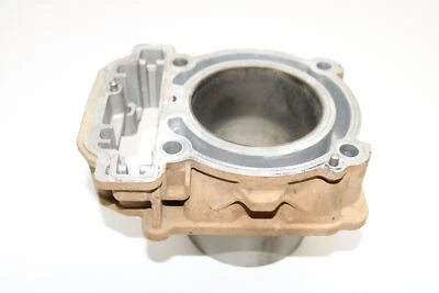 Can-am Outlander 650 2008 4x4 Xt bloque de cilindros de motor jarra barril Foto 1 de 4