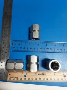 Swagelok SS-12-HCG 3/4" Female NPT Hex Coupling 316 Stainless Steel Pipe Fitting - Picture 1 of 8