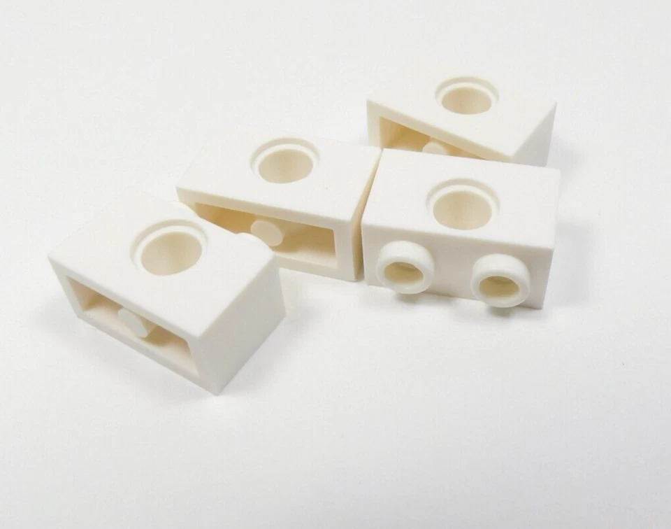 LEGO Lote de 4 Ladrillos Técnicos Blancos 1x2 con Agujero de Pasador D3 Foto 1 de 1