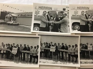 1985 Hook's Drugs Pharmacy Store Opening Herrin, Illinois Black & White Photos - Picture 1 of 7