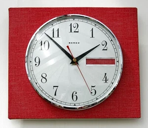 Vintage 27cm Beroz Wall Clock - French Formica Retro Mid Century Atomic Wooden - Picture 1 of 4