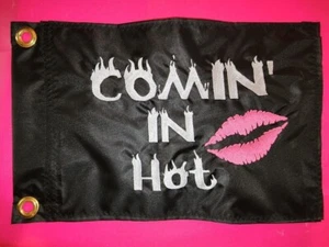 Custom COMIN' IN HOT Safety Flag ATV UTV JEEP se adapta a látigos regulares e iluminados - Imagen 1 de 5
