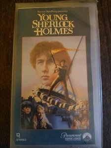 Young Sherlock Holmes 1985 VHS Rare Steven Spielberg 1990 Ex Rental Clear Case - Imagen 1 de 4