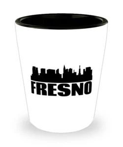 Shot Glass Skyline FRESNO, Shot Glass Gift, Fresno CA, Shot Glass, Souvenir Gift - Foto 1 di 1