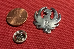 Ruger Firearms Gun Hat Lapel Pins - Picture 1 of 2
