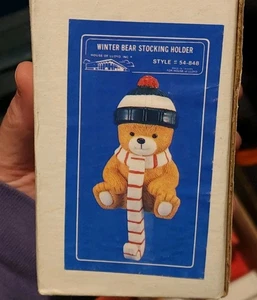 Vintage House of Lloyd Winter Bear Stocking Holder Style 54-848 Christmas Mantel - Picture 1 of 1