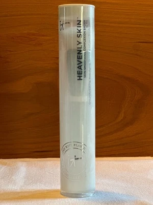 IT Cosmetics Heavenly Skin Skin-Smoothing Complexion Brush Sealed No 704 - Image 1 of 4