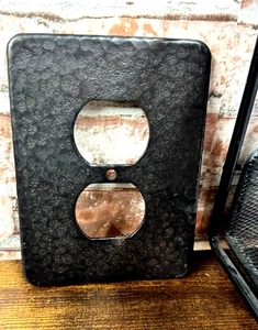 Gießerei schwarz Eisen Metall Steckdose Wandplatte Stecker Duplex elektrische Abdeckung gehämmert - Bild 1 von 12