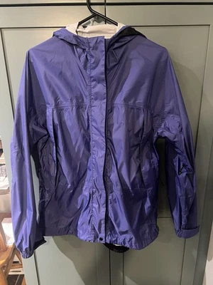 LL Bean W’s Nylon Raincoat Sz L Defect - Image 1 of 4