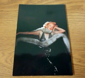 Vintage Marilyn Monroe by Editions F. Nugeron Postcards from 80s Star 36 - Picture 1 of 3