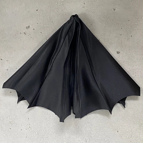 SP-C-MFNOL: Custom Wired cape for McFarlane Batman The Dark Knight Trilogy Cover
