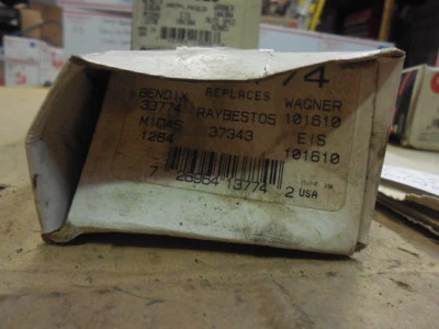 80 Ford LTD Rear Drum Brake Wheel Cylinder 33774 G225 - Image 1 of 4