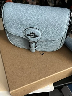 蔻驰 Amelia 小号鞍袋 青铜色/矢山 CP001 — 第 1/4 张图片